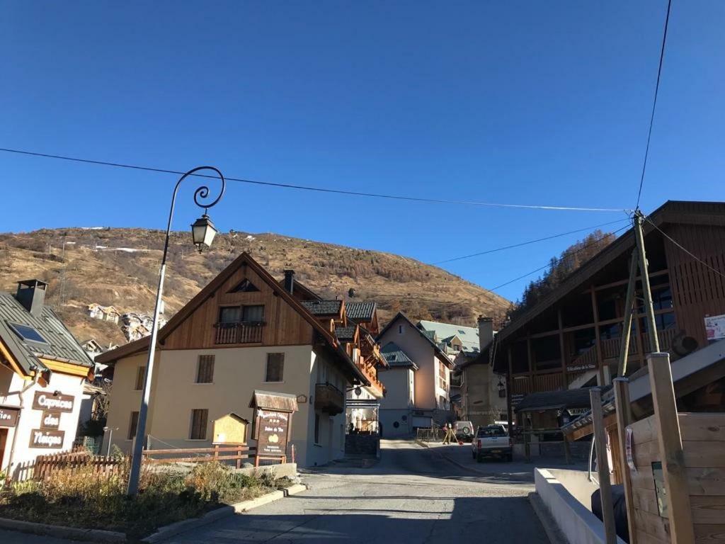 Charmant Appartement Centre Ville 瓦卢瓦尔 外观 照片